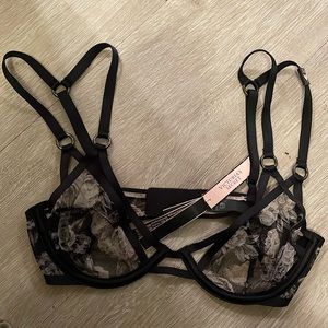 Victoria’s Secrert Bra